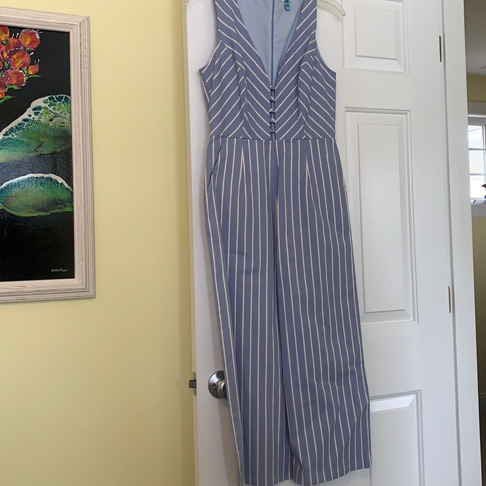 Super cute jumpsuit